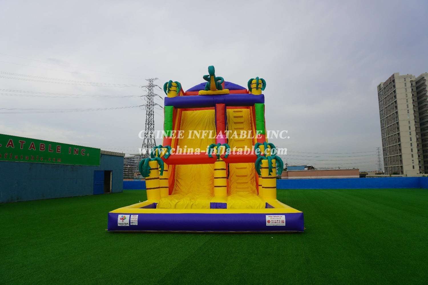 T8-1413 inflatable dinosaur slide with pool