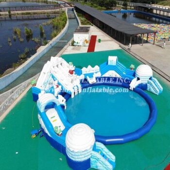 en-inflatable-water-park-4-.jpg