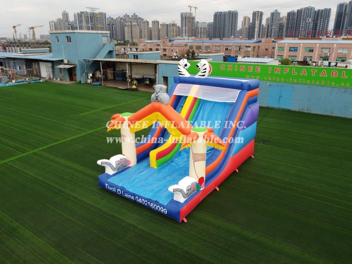 T8-732 Outdoor inflatable giant dry slide animal theme for commercial used