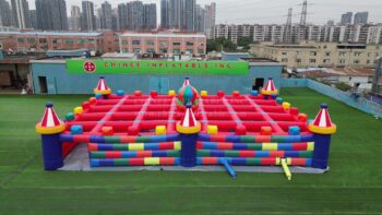 T11-6000 Large Inflatable Maze