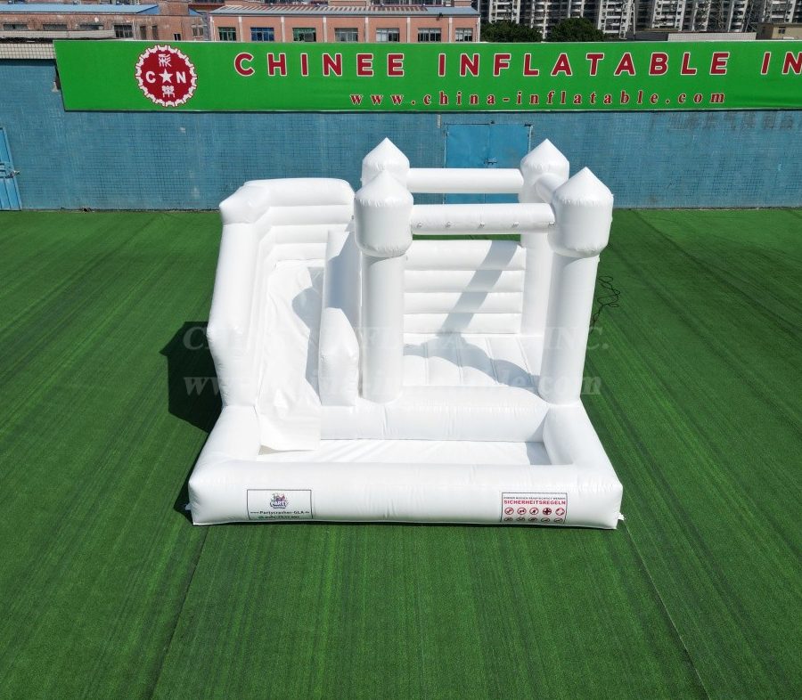 T2-3511 Wedding Castle Inflatable